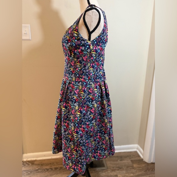 Handmade cottage floral fit flare pleated midi dress pockets SZ 8 - Picture 2 of 12